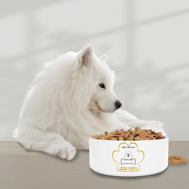 Custom pet bowl with space for personalization, a perfect Christmas gift for pet lovers. Pictured with a happy dog beside it, ready to enjoy a meal.