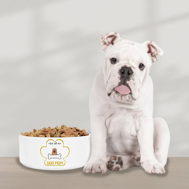 Custom pet bowl with space for personalization, a perfect Christmas gift for pet lovers. Pictured with a happy dog beside it, ready to enjoy a meal.